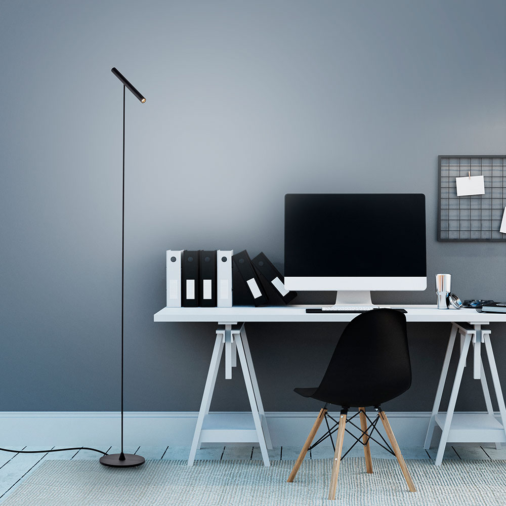 Pure Tutua 405 LED-Stehleuchte – Schwenkbarer Lichtkopf und Sensor-Dimm-Funktion für präzise Beleuchtung Mattschwarze Pure Tutua 405 LED-Stehleuchte mit schwenkbarem Lichtkopf und präziser Lichtführung für Lese- und Arbeitsbereiche. Mit einer Höhe von 1780 mm und einer Breite von 200 mm ermöglicht die Leuchte eine flexible Positionierung