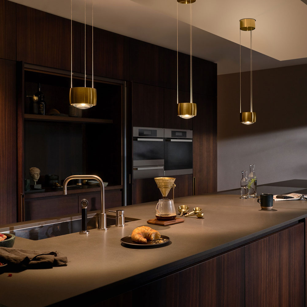 Sento sospeso bei lampenonline - Zu den bekanntesten Produktfamilien von Occhio zählen Mito, Sento, Luna, Io, Lui und Piu