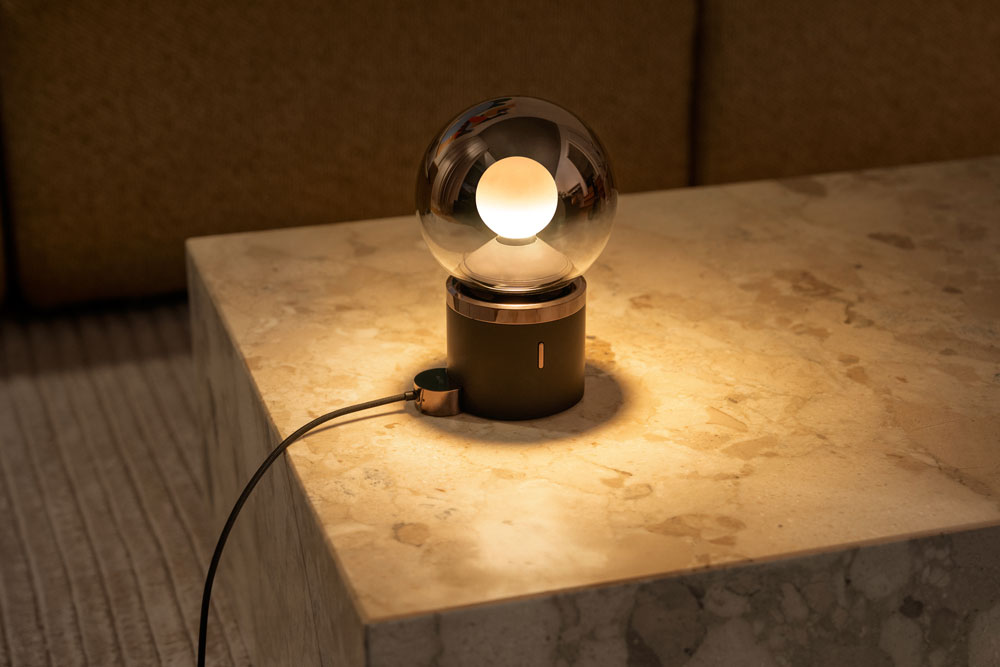 Langlebige Akkuleuchte mit bis zu 150h Leuchtdauer und USB-C-Ladeanschluss