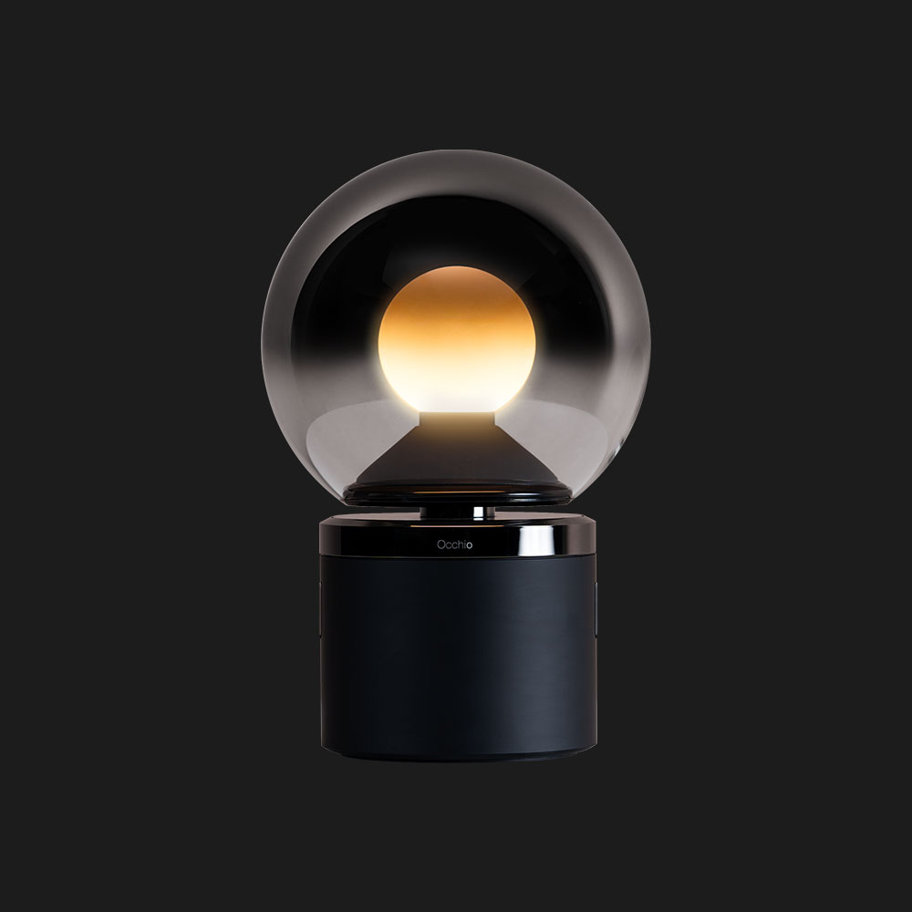 Akkuleuchte mit innovativen Features Luna pura hat einen weiche Lichtverlauf durch fireball Technologie und kopfverspiegelten Glaskugel