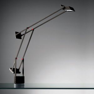 Artemide Tizio LED-Tischleuchte Schwarz mit LED (3000K) +++ Rückläufer +++ bei lampenonline.de